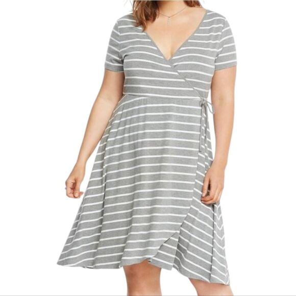 Torrid Gray White Striped Surplice Dress Faux Wrap Skater Midi Lightweight Knit - Picture 2 of 11